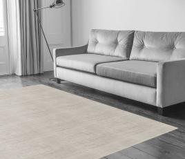 Plush Sheer Pearl Carpet 8224 in Living Room thumb