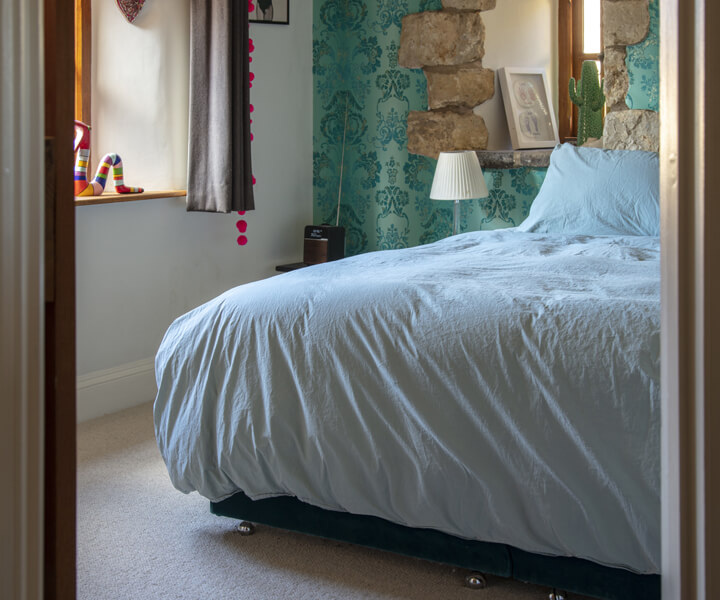 Alternative Flooring at Home with Jo Whiley, Wool bedroom carpet